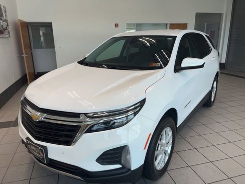 Used 2022 Chevrolet Equinox LT image 4