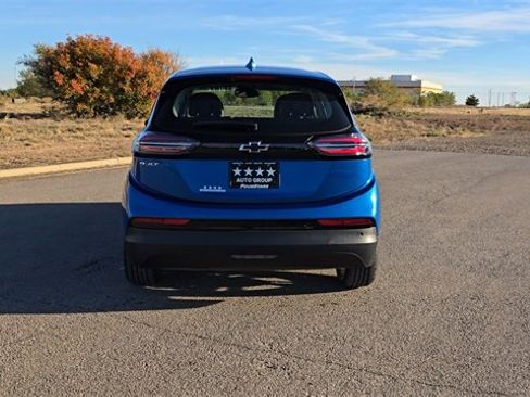 Used 2023 Chevrolet Bolt LT image 8