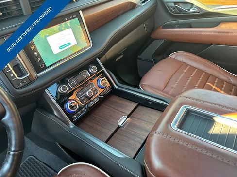 Used 2023 GMC Yukon Denali Ultimate image 30