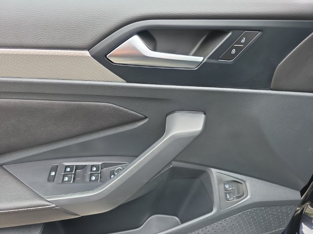 Certified 2023 Volkswagen Jetta S FWD image 10