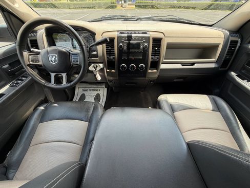 Used 2012 RAM 3500 ST w/ Chrome Appearance Group RWD image 18