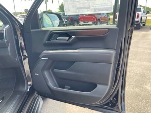 New 2026 GMC Yukon Denali w/ Advanced Technology Package AWD/4WD image 29