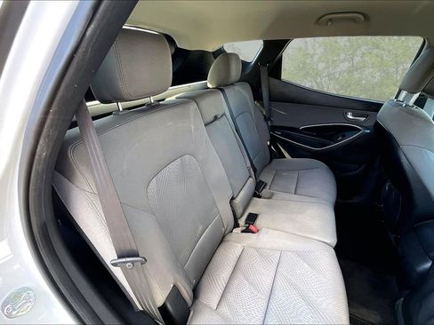 Used 2016 Hyundai Santa Fe AWD w/ Option Group 02 image 27