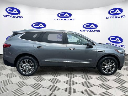 Used 2019 Buick Enclave Avenir w/ Avenir Technology Package FWD image 2