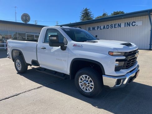 New 2026 Chevrolet Silverado 2500 W/T image 15