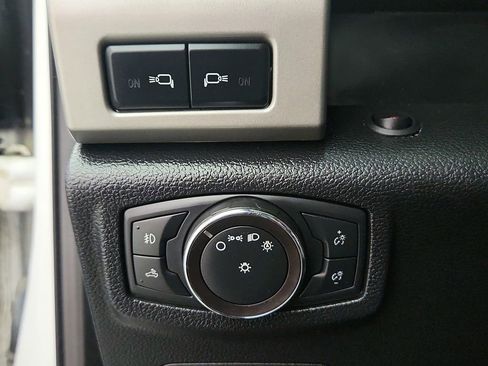 Used 2019 Ford F150 Lariat w/ Equipment Group 502A Luxury image 23