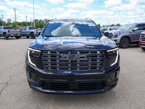 New 2026 GMC Acadia Denali Ultimate w/ LPO, Floor Liner Package FWD image 32