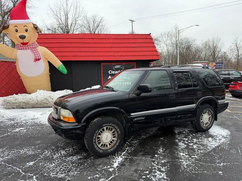 Used 2000 GMC Jimmy SLE w/ Marketing Opt Pkg image 1