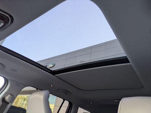 Used 2022 Jeep Grand Cherokee L Summit w/ Advanced Protech Group IV image 25