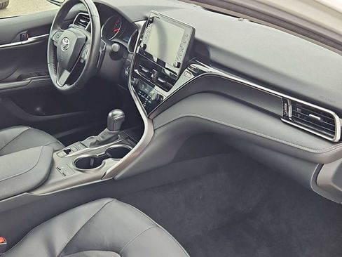 Used 2024 Toyota Camry XSE FWD image 27