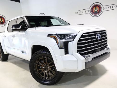 Used 2024 Toyota Tundra Capstone AWD/4WD image 8