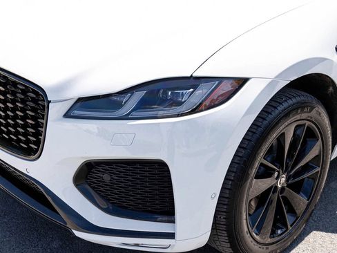 Used 2026 Jaguar F-PACE R-Dynamic S AWD/4WD image 35