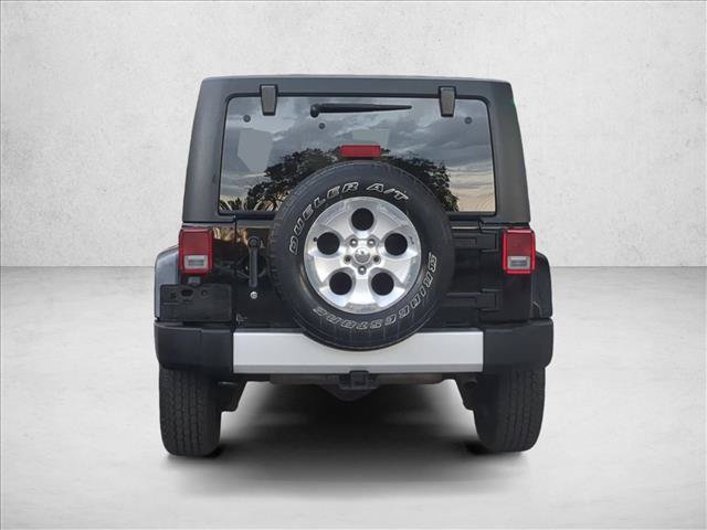 Used 2014 Jeep Wrangler Unlimited Sahara w/ Connectivity Group AWD/4WD image 7