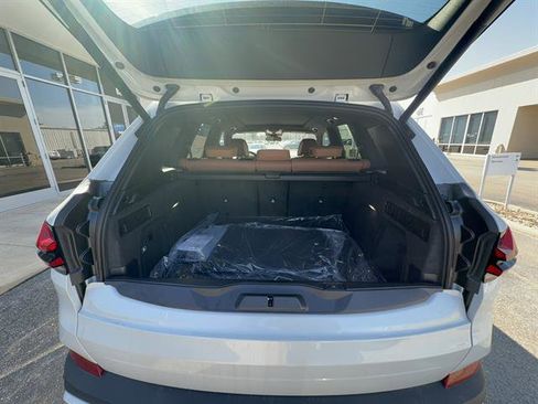 New 2026 BMW X5 xDrive40i image 18