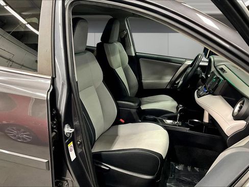 Used 2018 Toyota RAV4 Adventure AWD/4WD image 29