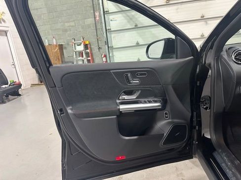 New 2025 Mercedes-Benz GLA 250 4MATIC image 10