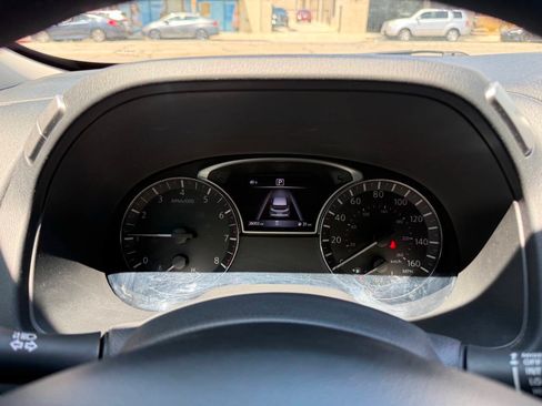 Used 2018 Nissan Pathfinder S FWD image 32