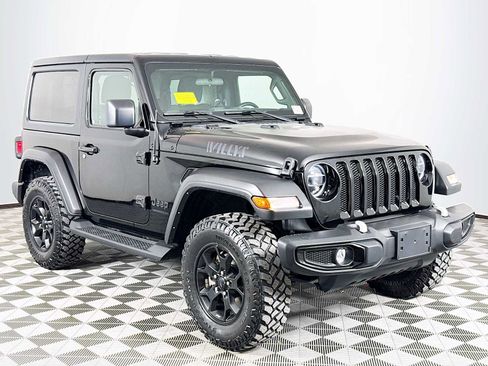 Used 2021 Jeep Wrangler Sport image 3