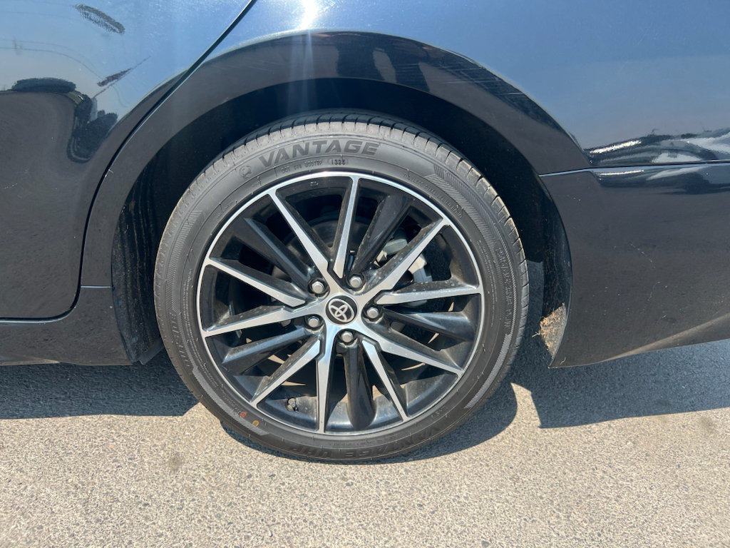 Used 2024 Toyota Camry SE FWD image 16