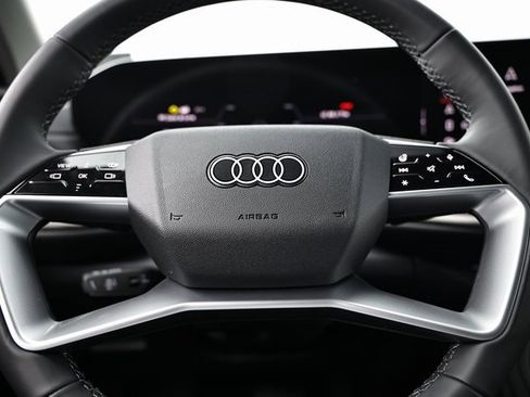 New 2025 Audi Q5 Prestige image 43