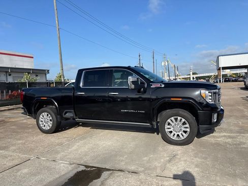Used 2023 GMC Sierra 2500 Denali w/ Denali Ultimate Package AWD/4WD image 4
