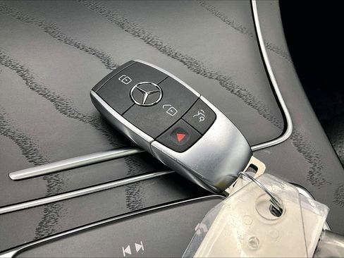 Certified 2023 Mercedes-Benz GLC 300 4MATIC Coupe image 12