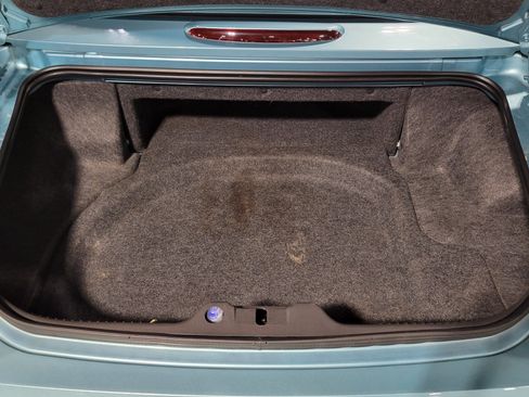 Used 2002 Ford Thunderbird RWD image 16