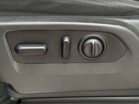 Used 2021 Chevrolet Silverado 1500 LT Trail Boss image 28