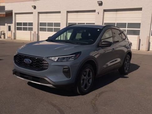 Used 2026 Ford Escape ST-Line AWD/4WD image 5