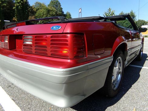 Used 1991 Ford Mustang GT image 3