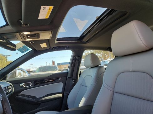 Used 2025 Honda Civic Sport Touring image 13