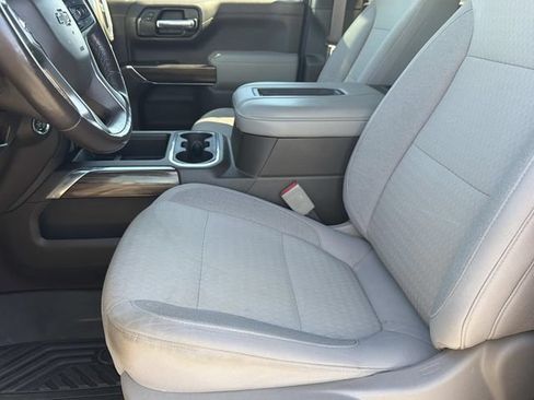 Used 2021 Chevrolet Silverado 1500 LT Trail Boss AWD/4WD image 19