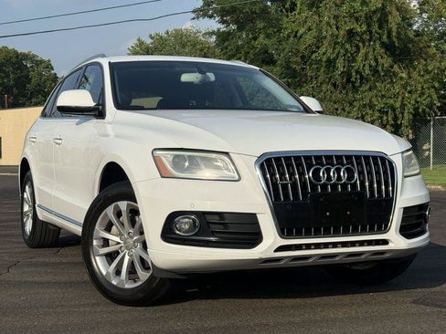 Used 2016 Audi Q5 2.0T Premium Plus w/ Technology Package AWD/4WD image 2