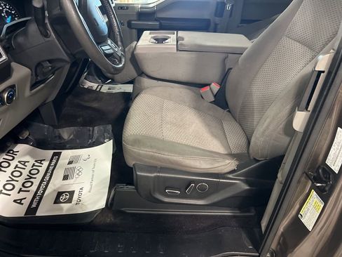 Used 2016 Ford F150 XLT w/ Equipment Group 302A Luxury image 10