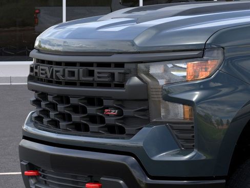 New 2026 Chevrolet Silverado 1500 Custom Trail Boss w/ LPO, Dark Essentials Package image 13