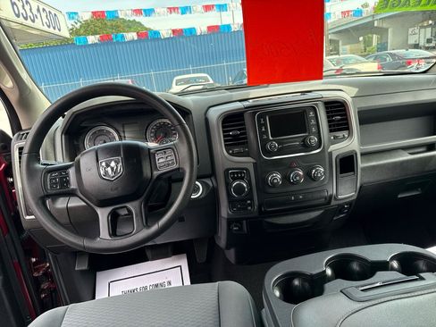 Used 2019 RAM 1500 Express w/ Express Value Package AWD/4WD image 11