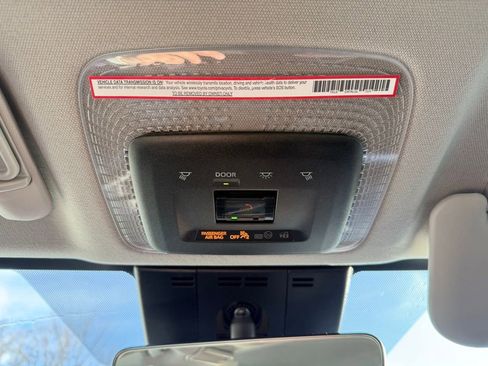 Used 2024 Toyota Prius LE image 36