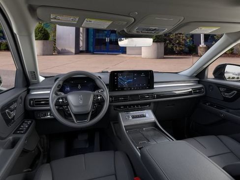 New 2026 Lincoln Aviator AWD image 10