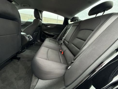Used 2025 Chevrolet Malibu LT image 24