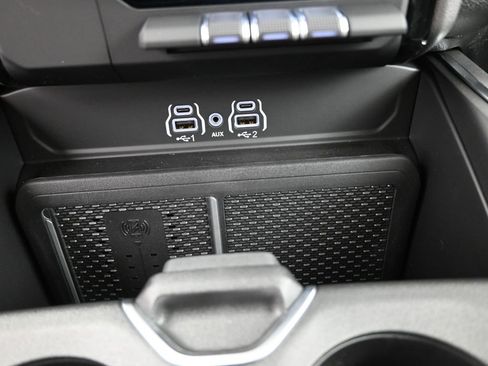 New 2026 RAM 1500 2WD Crew Cab image 4