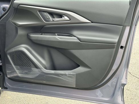 New 2026 Chevrolet Equinox EV LT image 26