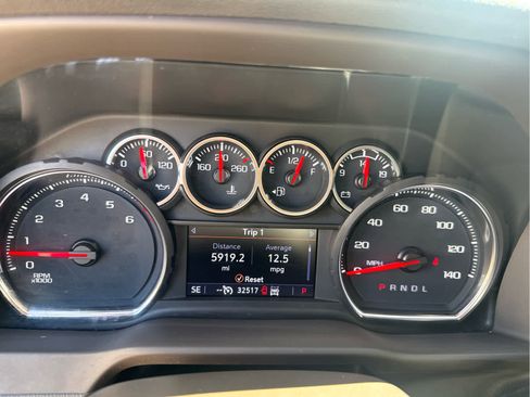 Used 2022 Chevrolet Silverado 1500 LT Trail Boss w/ LT Trail Boss Premium Package image 31