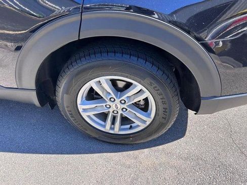 Certified 2021 Ford Explorer XLT w/ Equipment Group 202A image 9