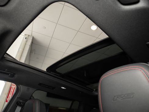 New 2026 Chevrolet Traverse RS image 16