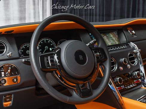 Used 2023 Rolls-Royce Cullinan image 9