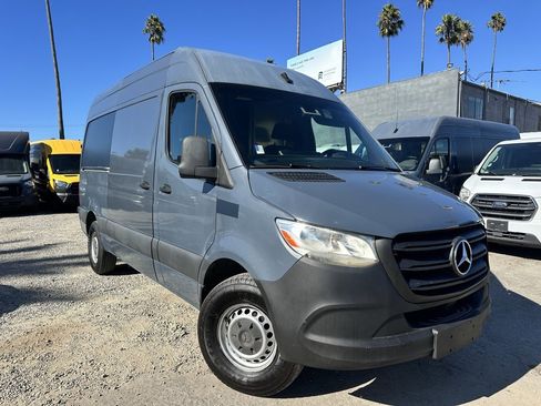 Used 2019 Mercedes-Benz Sprinter 144 Cargo image 3