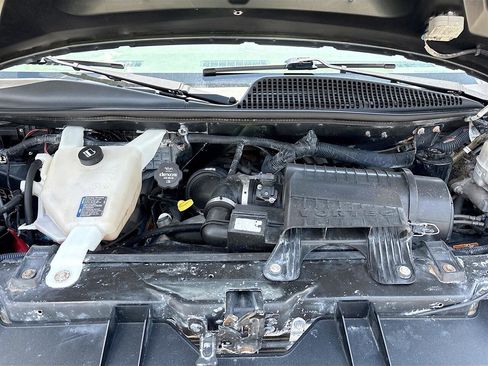 Used 2017 Chevrolet Express 2500 LS image 25