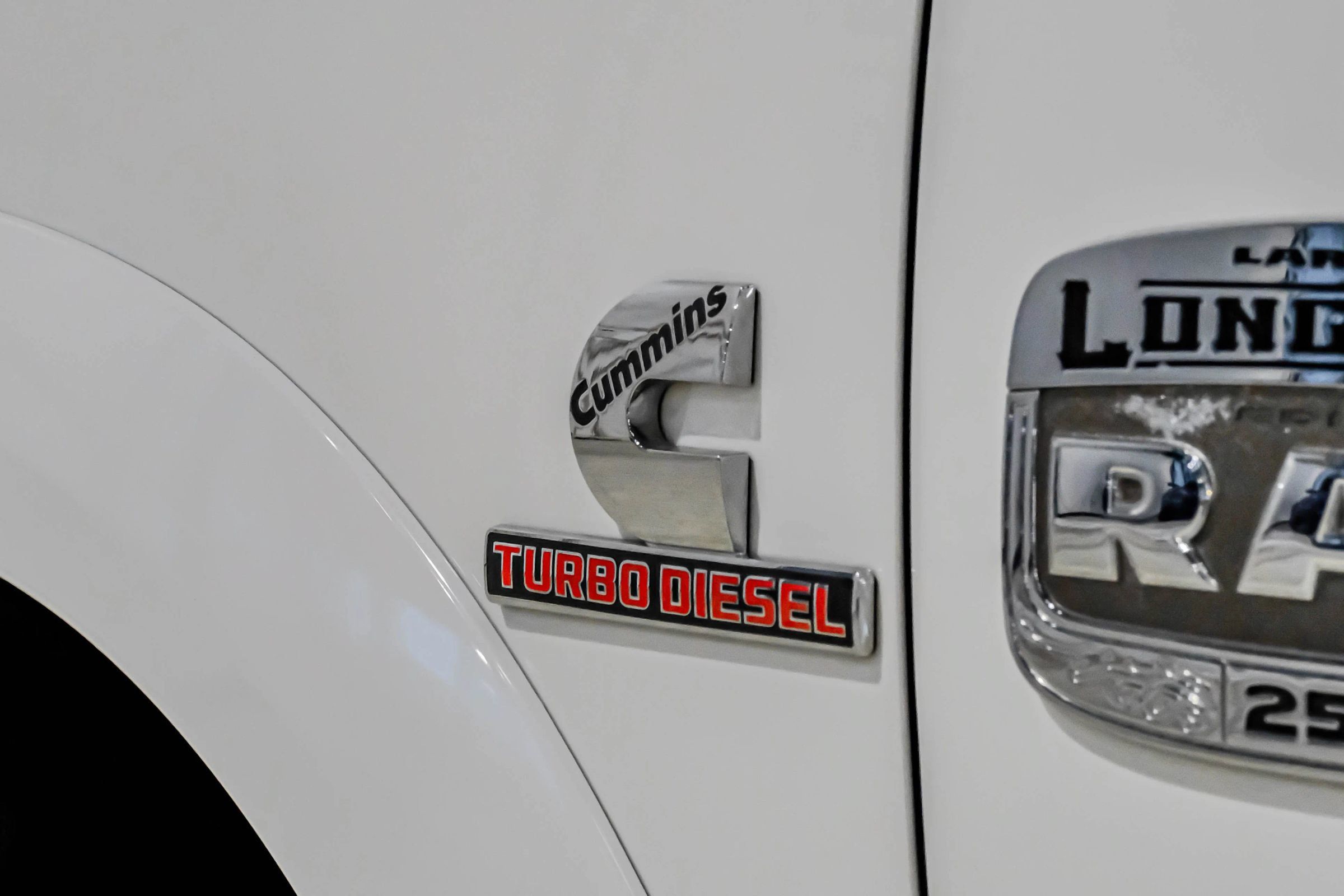 Used 2017 RAM 2500 Longhorn w/ Convenience Group AWD/4WD image 59