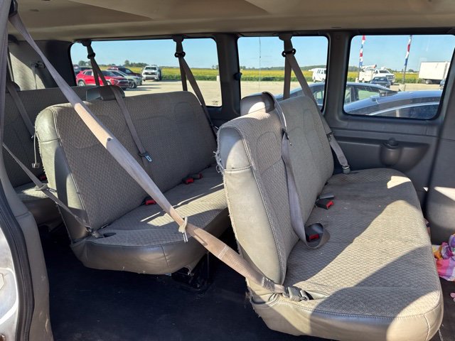 Used 2019 Chevrolet Express 3500 LT w/ LT Preferred Equipment Group RWD image 6