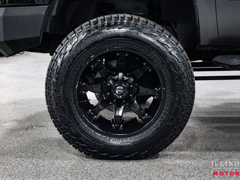 Used 2011 GMC Sierra 3500 Denali image 9